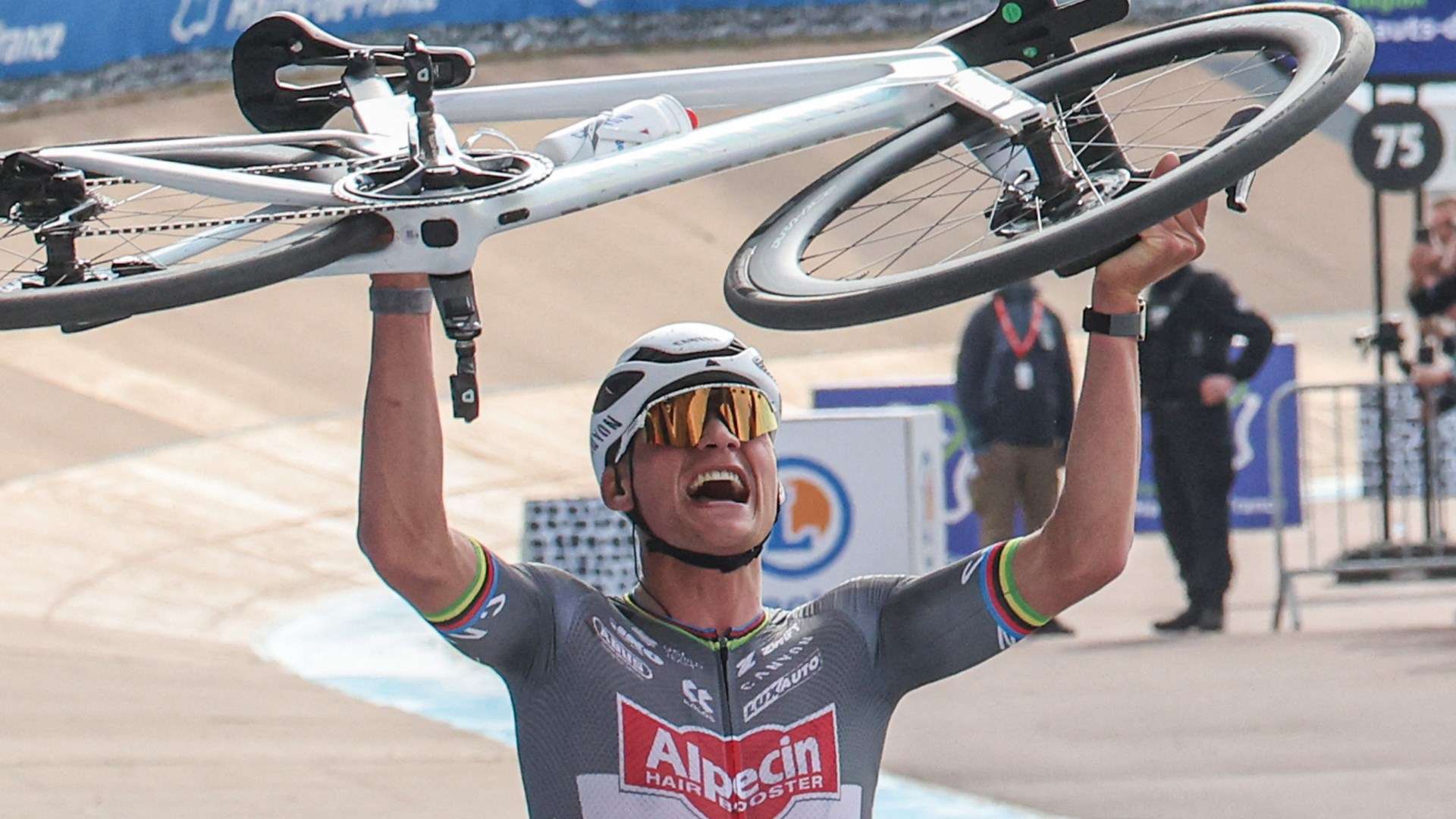 Mathieu van der Poel 2025